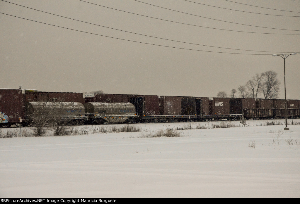 Train arriving to Oakwood yard